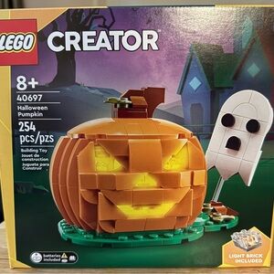 Lego Creator 40697 Halloween Pumpkin Set with 254pcs